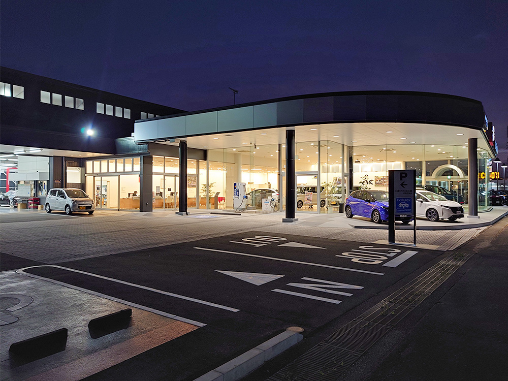 NP伊勢玉城店　全面改修工事　店舗　写真